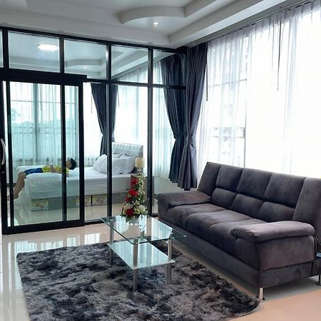 Service Apartment ใจกลางเมืองใกล้แหล่งท่องเที่ยว119ทับ1ถนนปงสนุก Lampang Extérieur photo